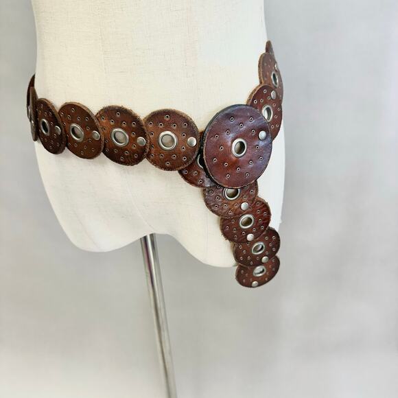 Western boho leather Disc Concho Belt Brown silver grommets one size adjustable - Picture 3 of 14